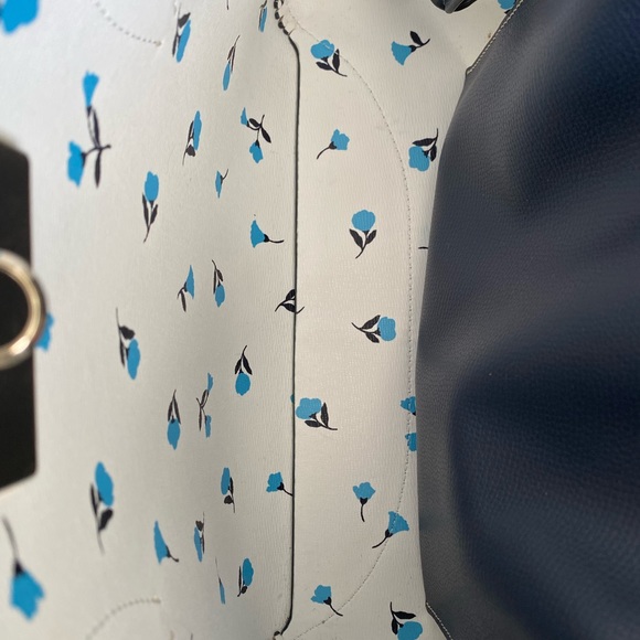 Kate Spade Navy Dainty Bloom Satchel - Picture 3 of 8